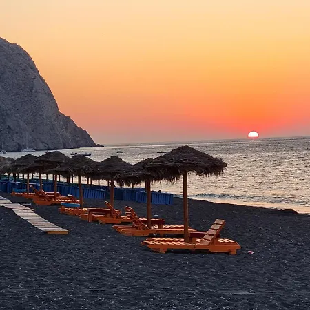 Santorini Pleasure 3*