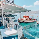 Hotel Santorini Pleasure 3*