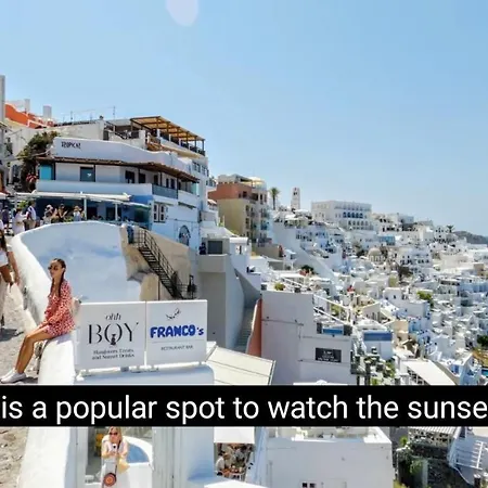 Santorini Pleasure ホテル 3*